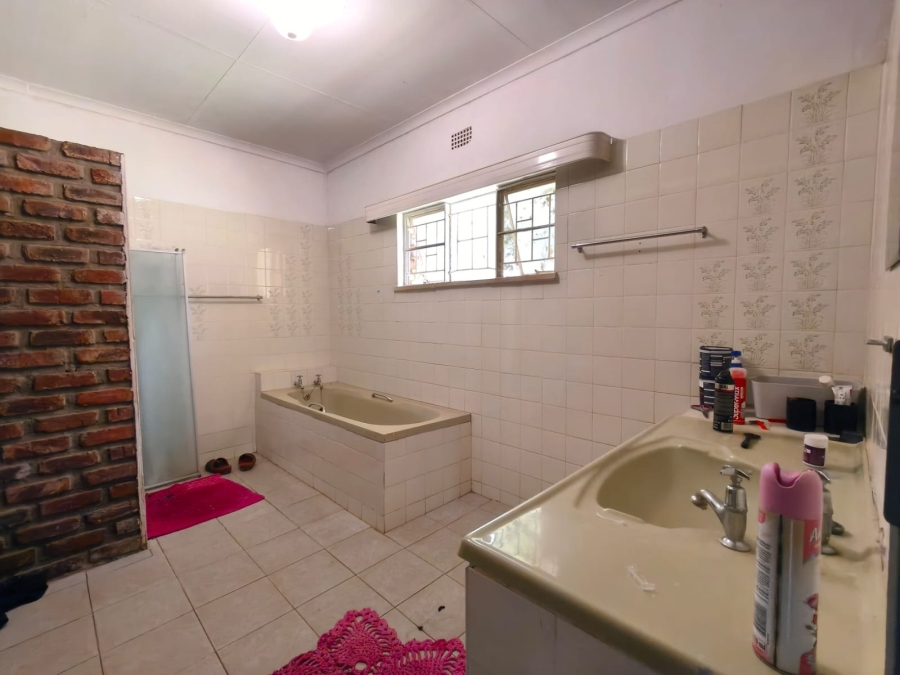 4 Bedroom Property for Sale in Potchefstroom Rural North West